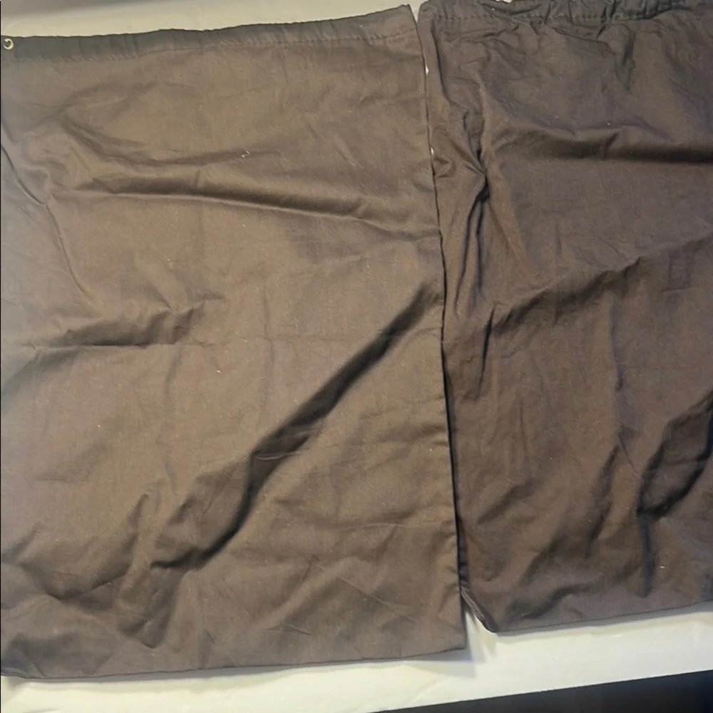 Gucci set dust
